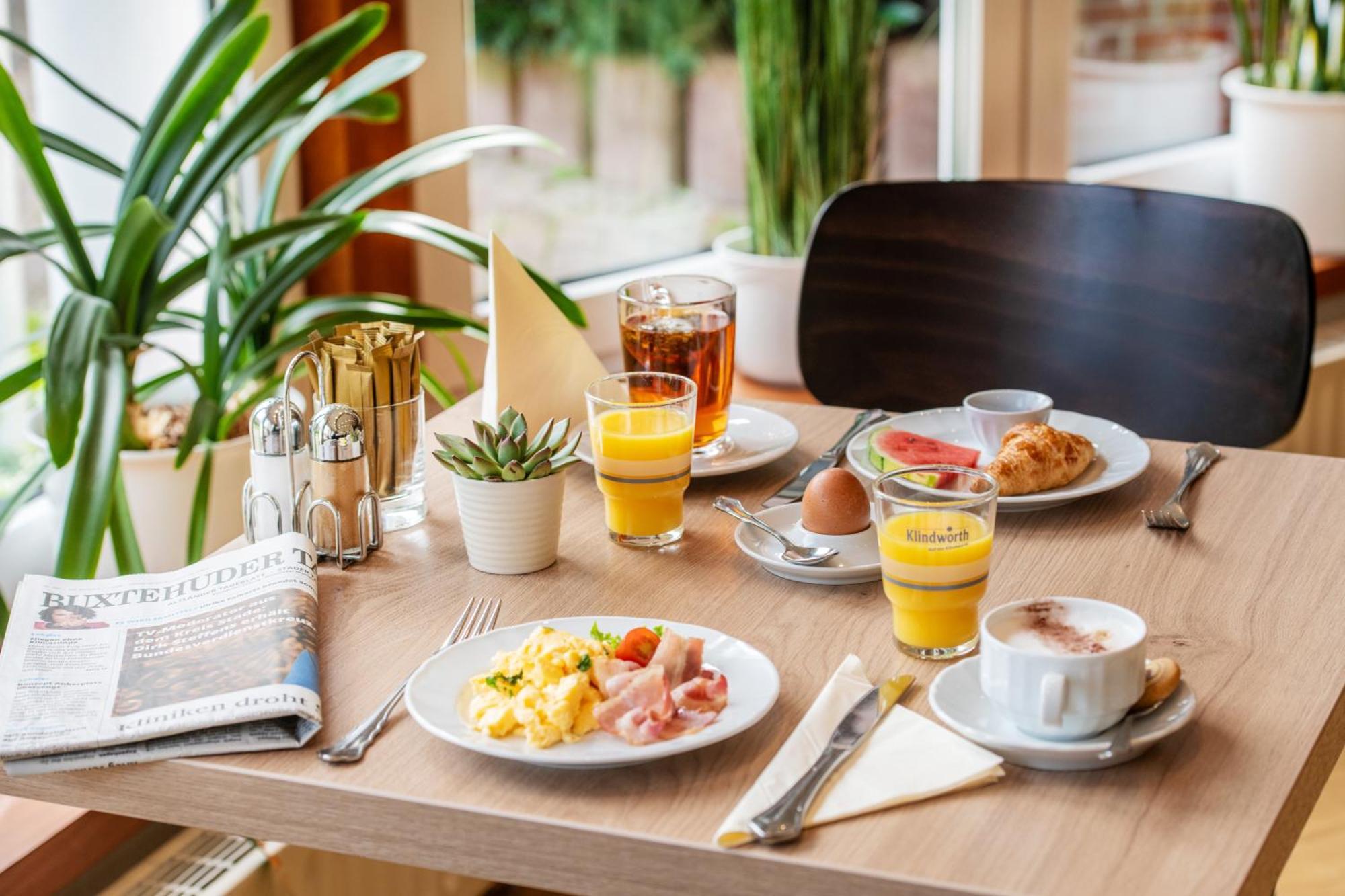 Landhotel Zur Eiche ブクステフーデ エクステリア 写真