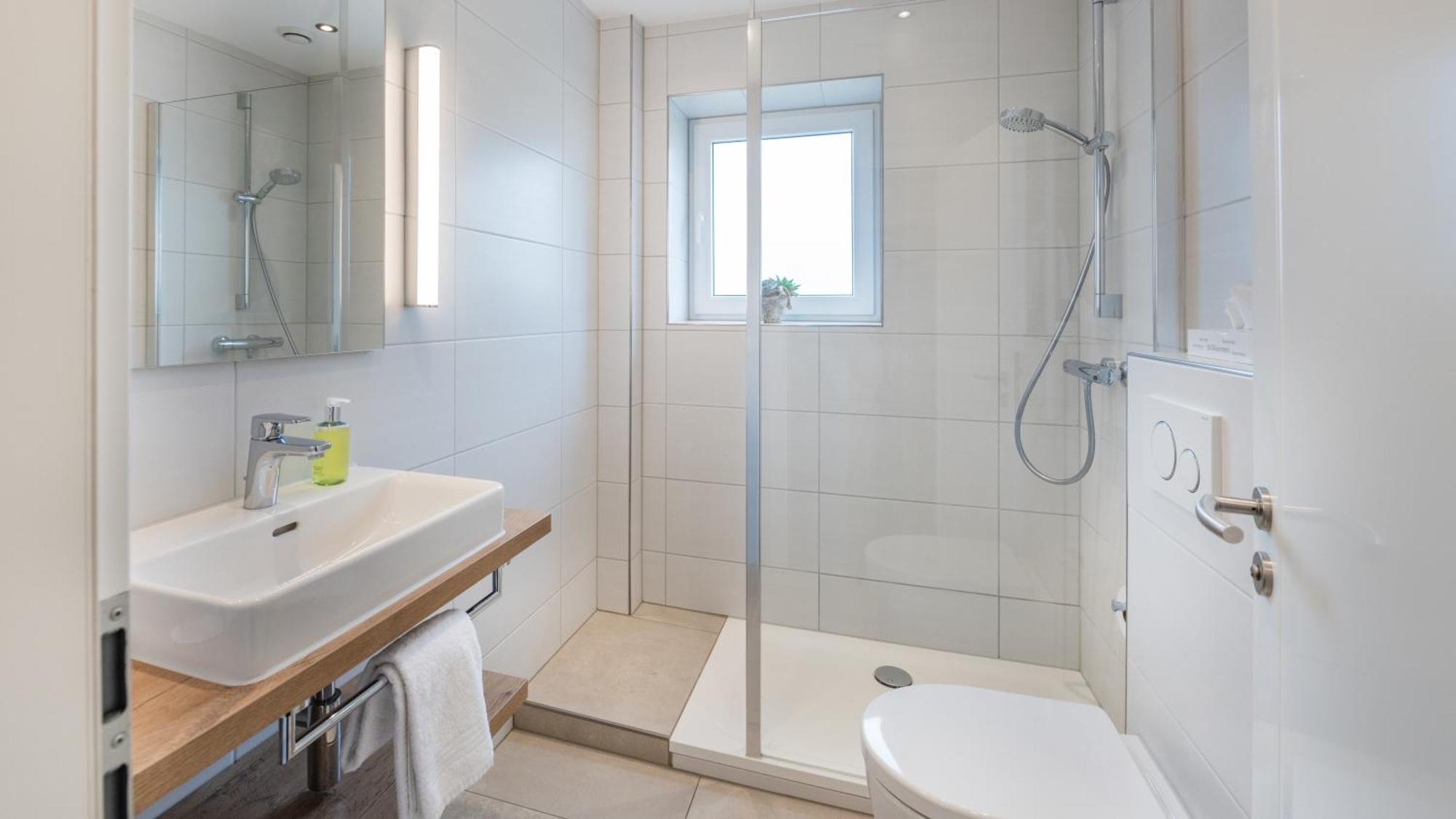 Landhotel Zur Eiche ブクステフーデ エクステリア 写真